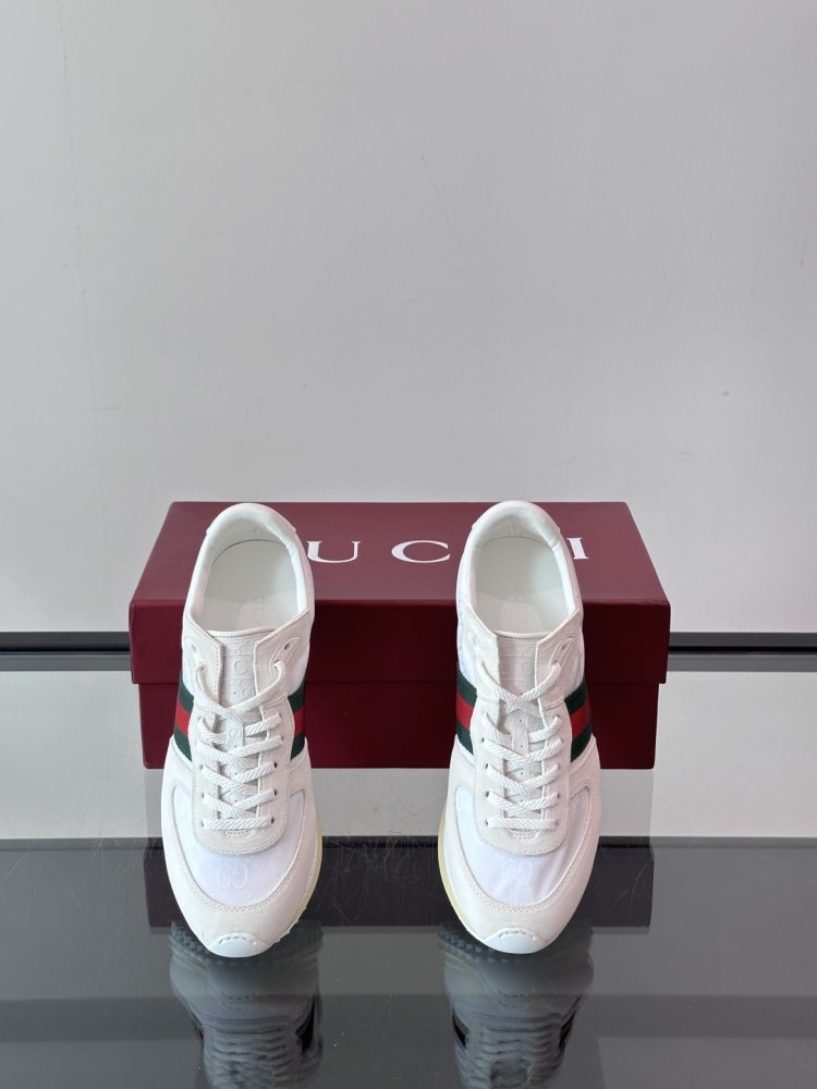 Кросівки чоловічі фото 6