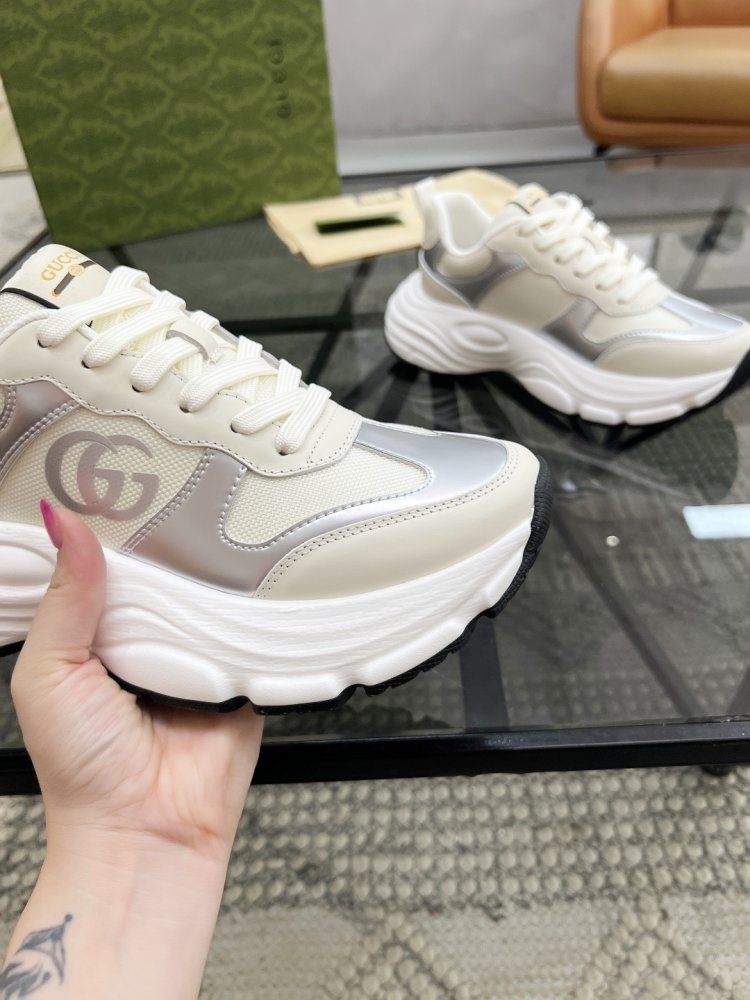 Кросівки чоловічі фото 6