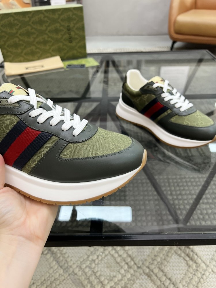 Кросівки чоловічі фото 6