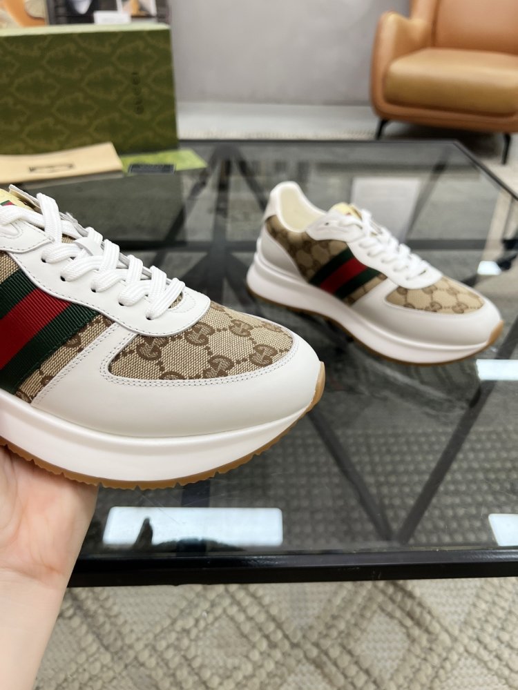 Кросівки чоловічі фото 6