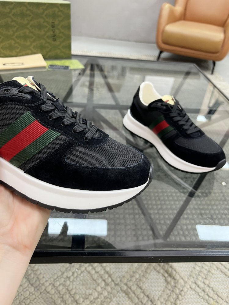 Кросівки чоловічі фото 6