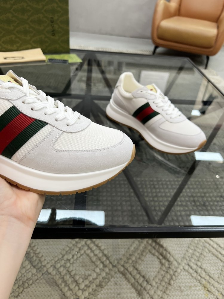 Кросівки чоловічі фото 6