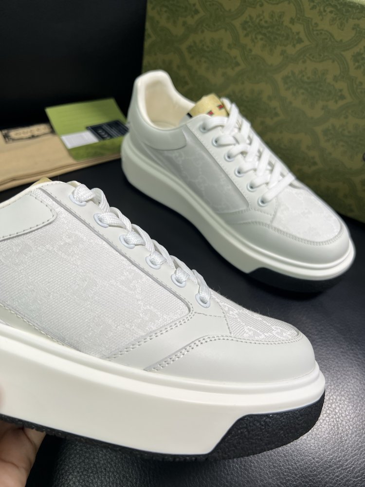 Кросівки чоловічі фото 6