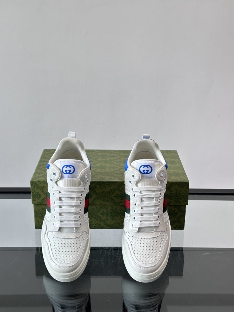 Кросівки чоловічі фото 6