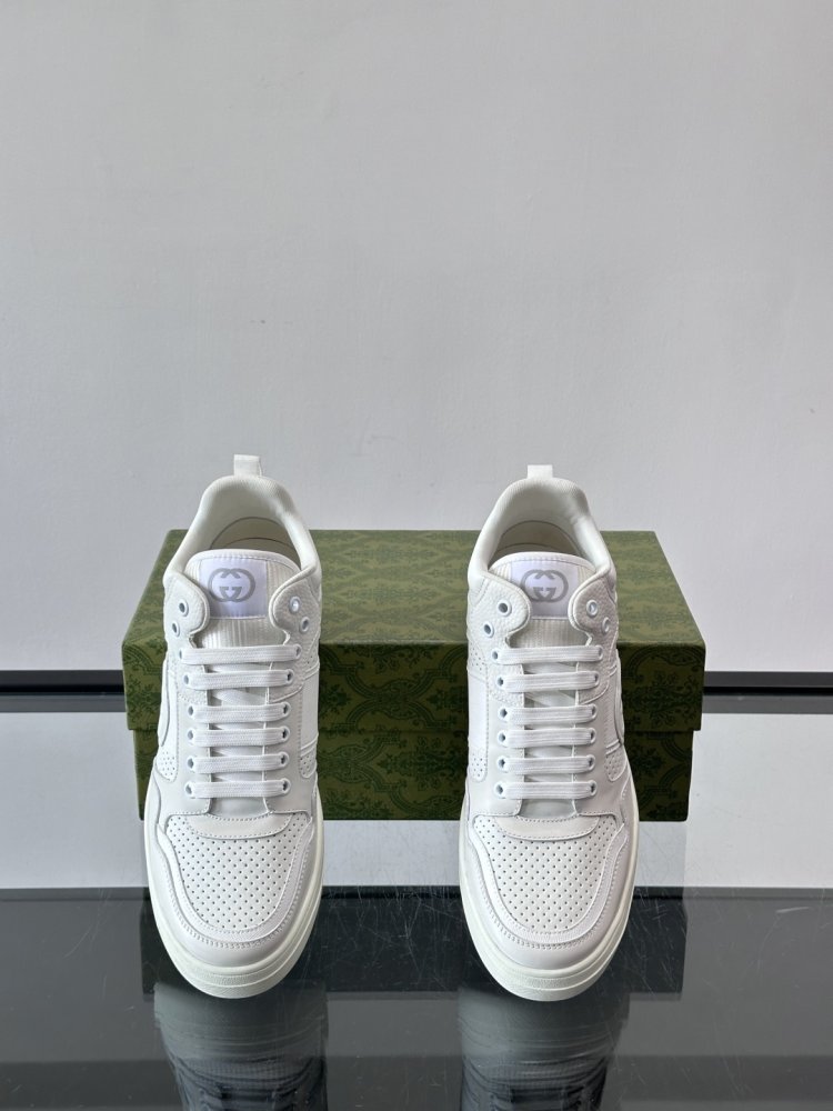 Кросівки чоловічі фото 6