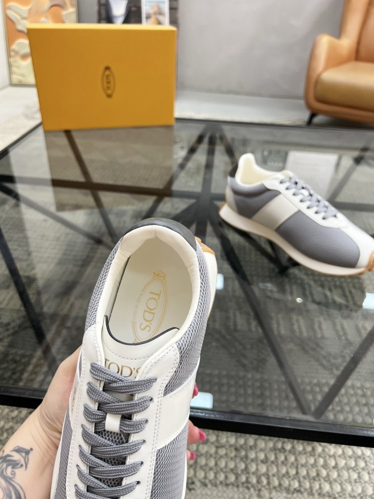 Кросівки чоловічі фото 7