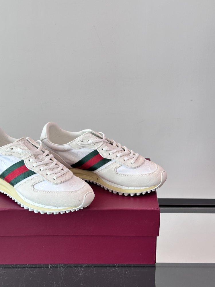 Кросівки чоловічі фото 7