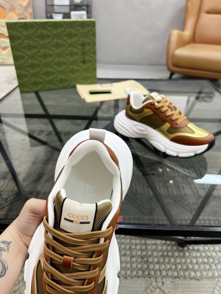 Кросівки чоловічі фото 7