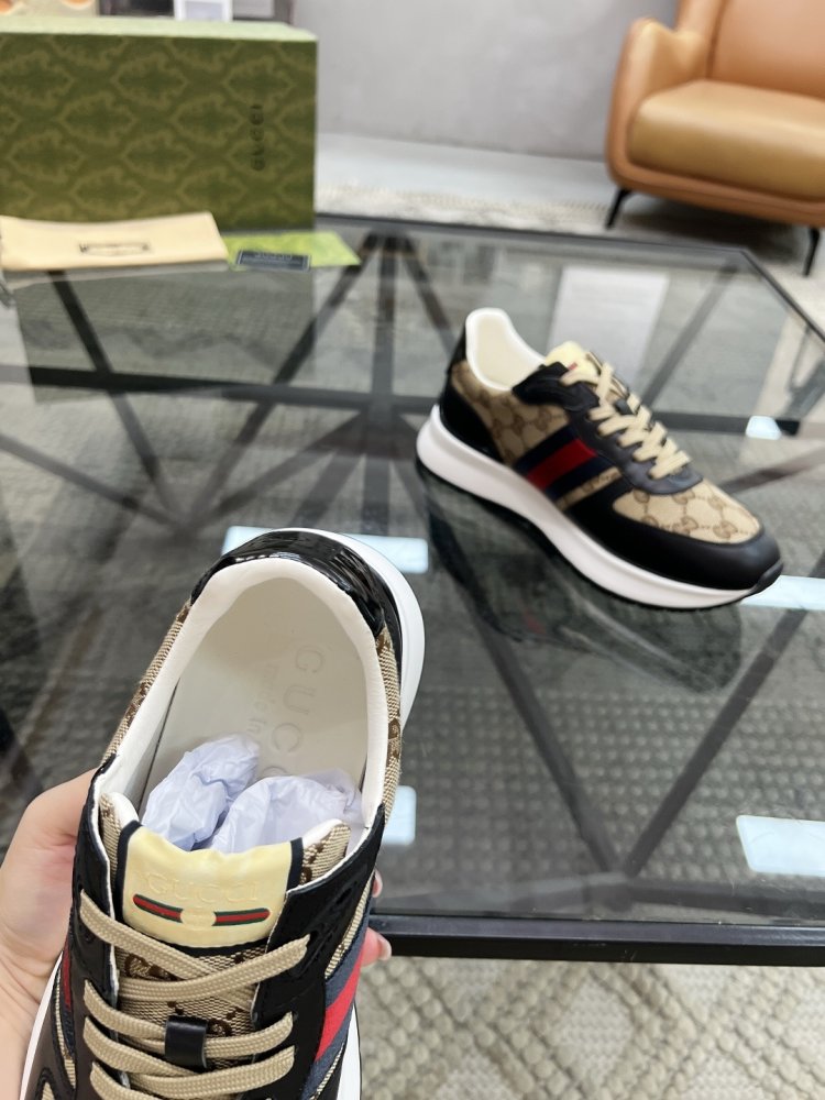 Кросівки чоловічі фото 7