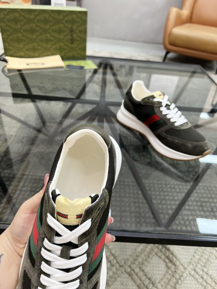 Кросівки чоловічі фото 7