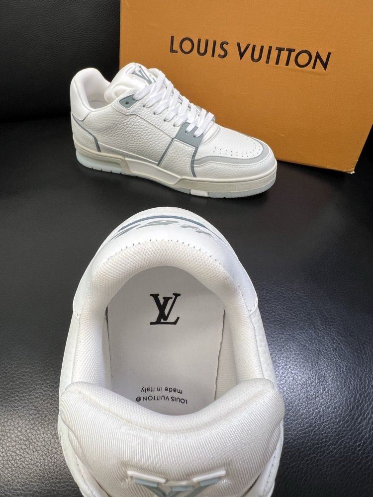 Кросівки чоловічі фото 7