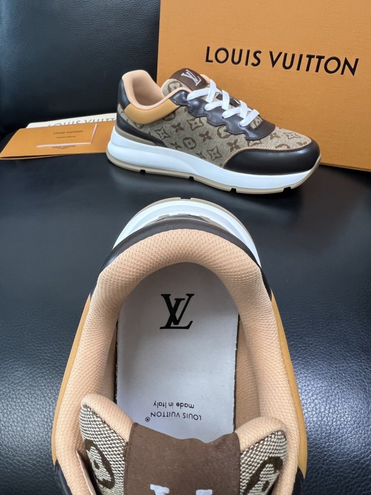 Кросівки чоловічі фото 7