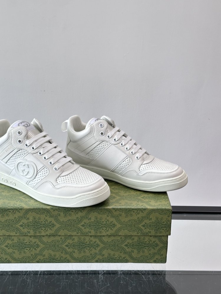 Кросівки чоловічі фото 7