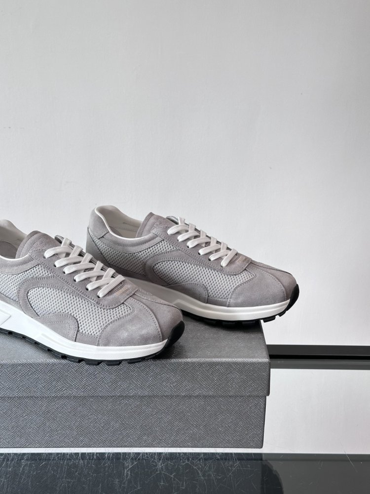 Кросівки чоловічі фото 7