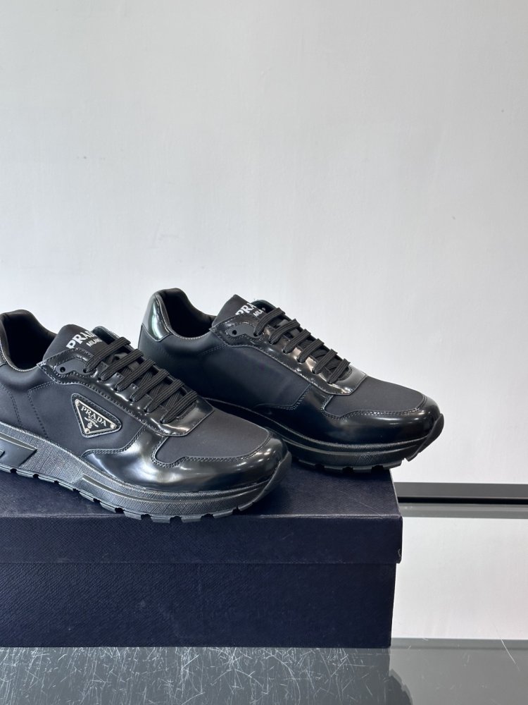 Кросівки чоловічі фото 7