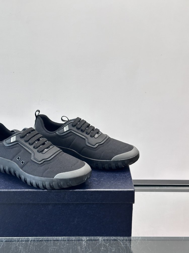 Кросівки чоловічі фото 7