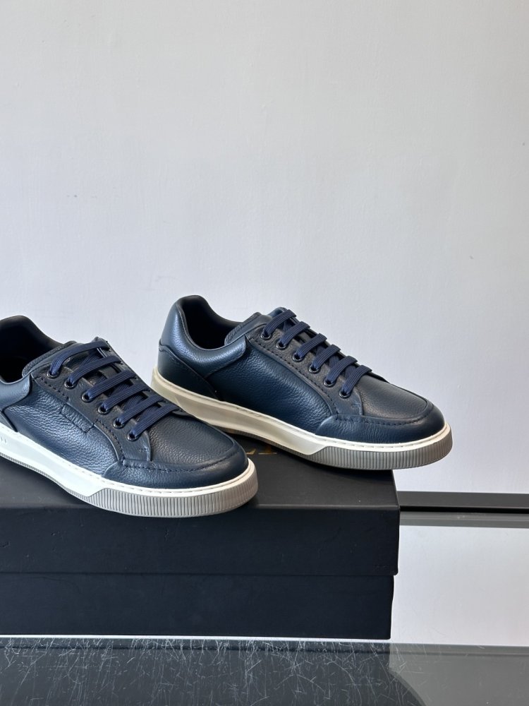 Кросівки чоловічі фото 7