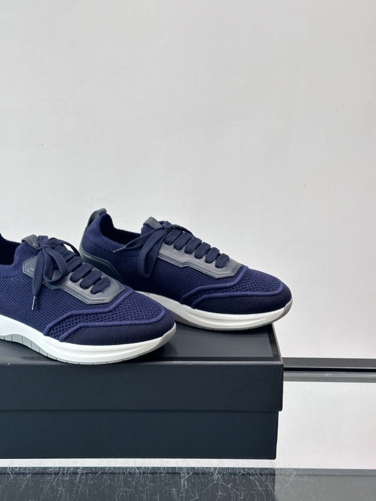 Кросівки чоловічі фото 7