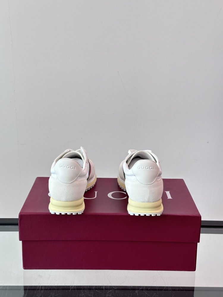 Кросівки чоловічі фото 8