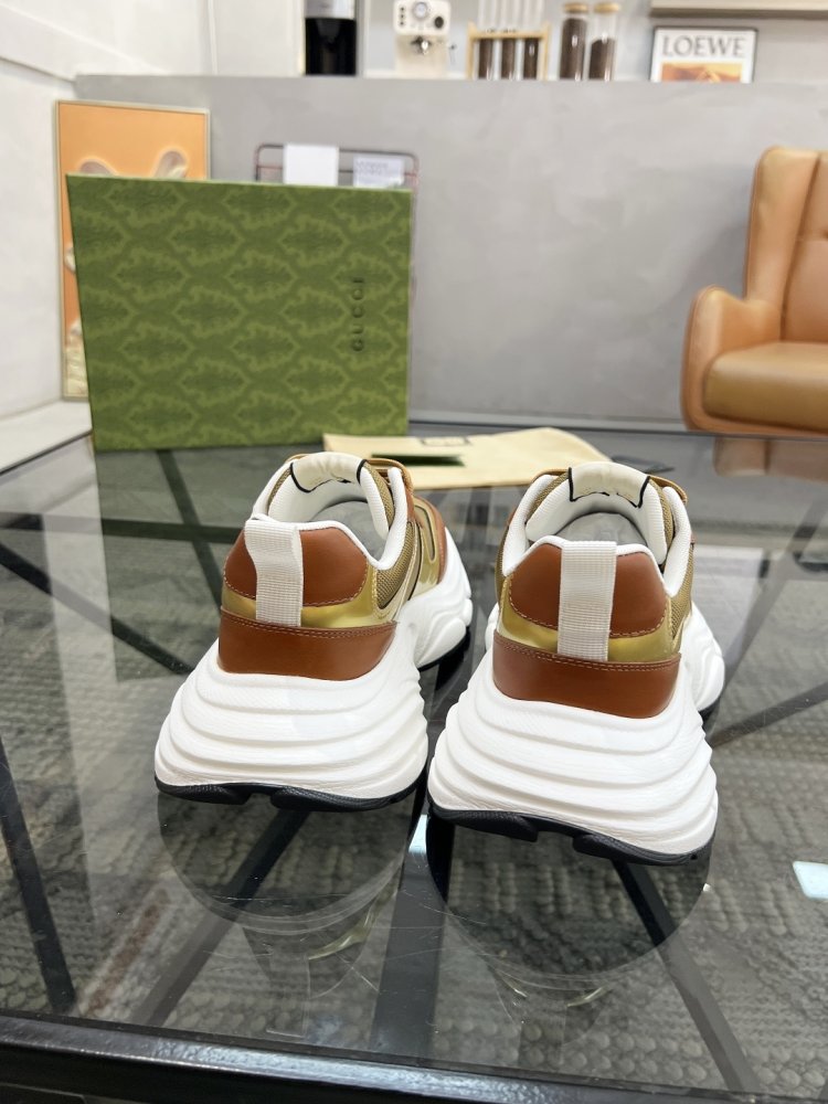 Кросівки чоловічі фото 8