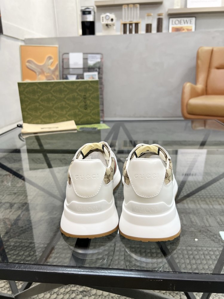 Кросівки чоловічі фото 8