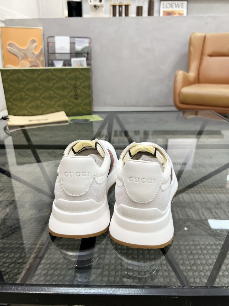 Кросівки чоловічі фото 8