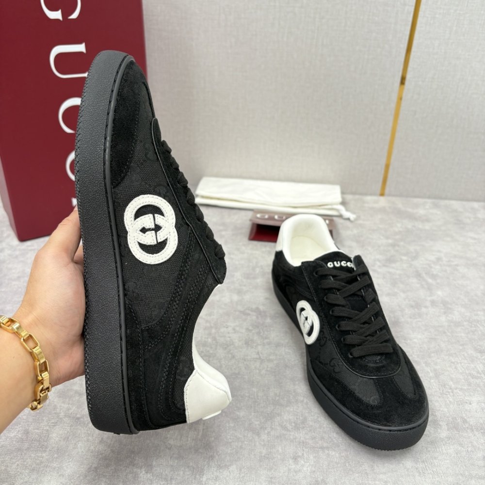 Кросівки чоловічі фото 8