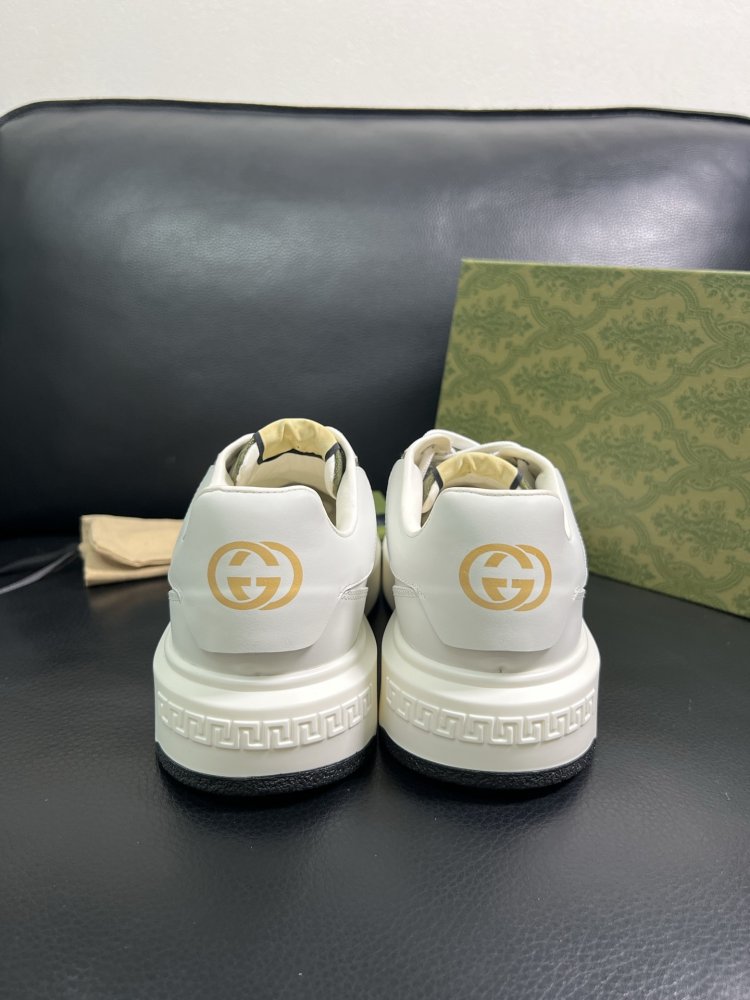 Кросівки чоловічі фото 8