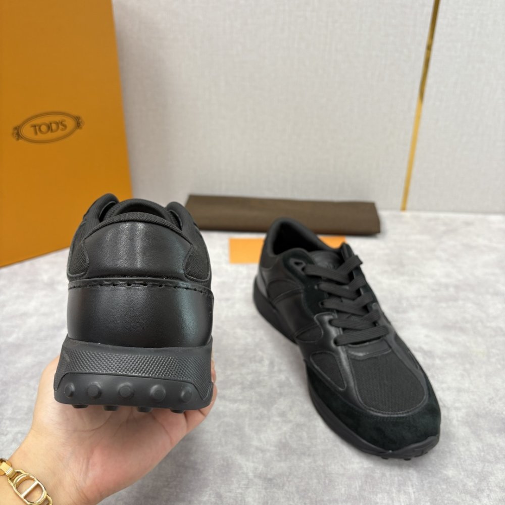 Кросівки чоловічі фото 8