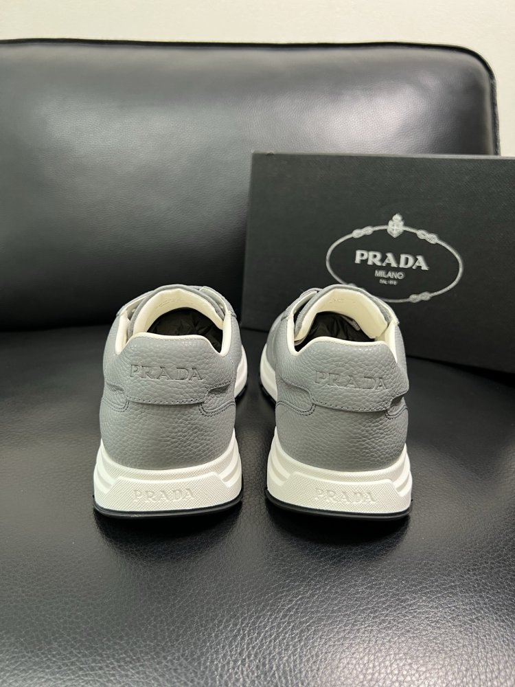 Кросівки чоловічі фото 8