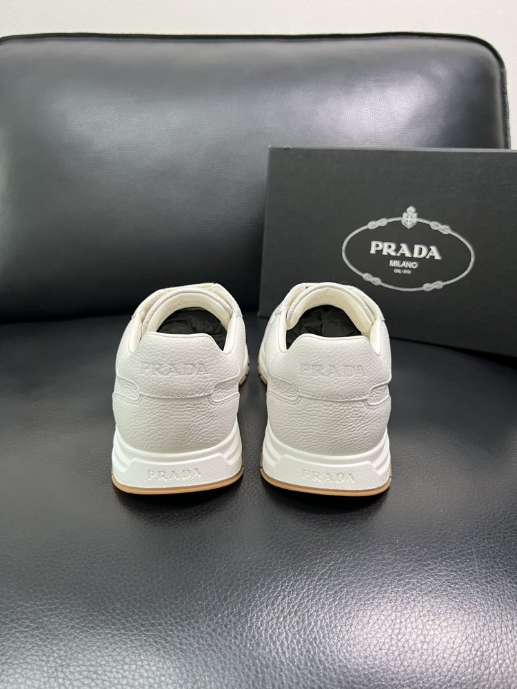 Кросівки чоловічі фото 8