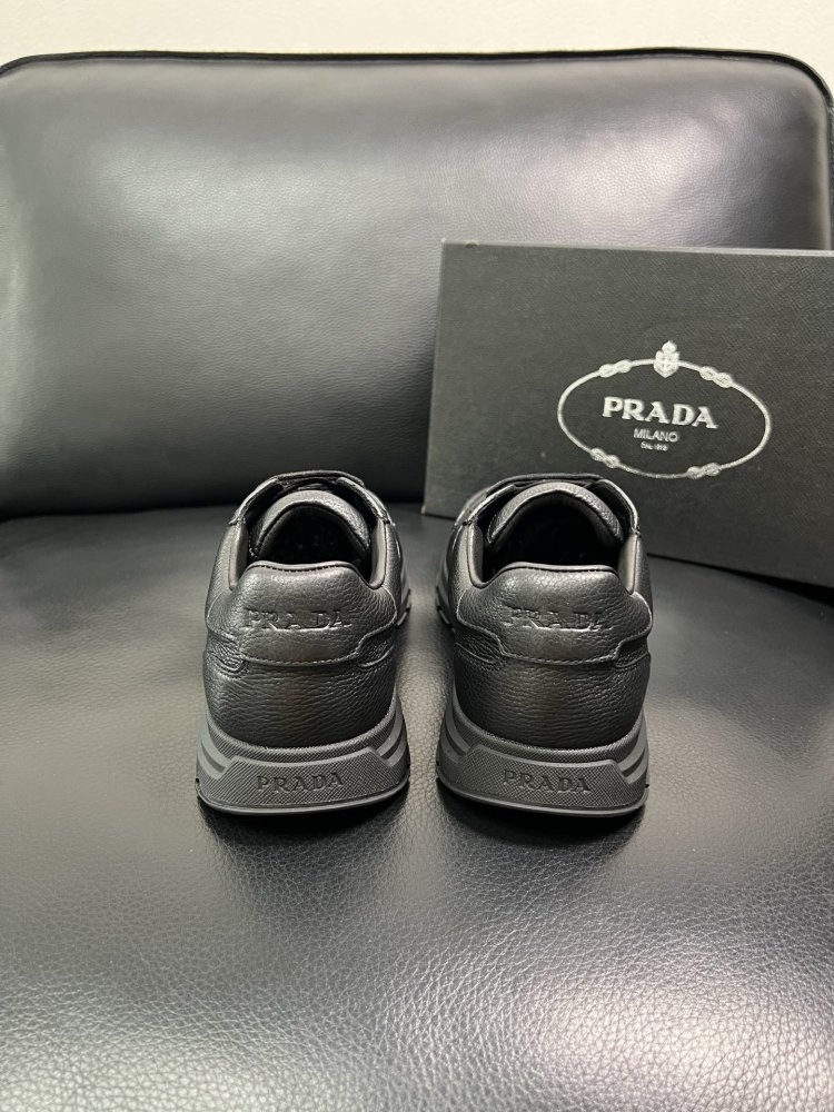 Кросівки чоловічі фото 8