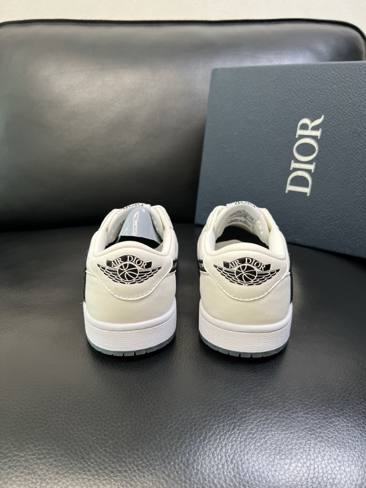 Кросівки чоловічі фото 8