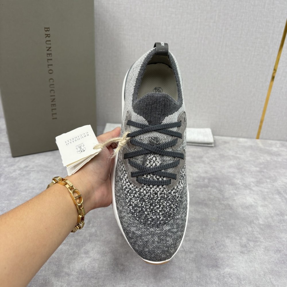 Кросівки чоловічі фото 8