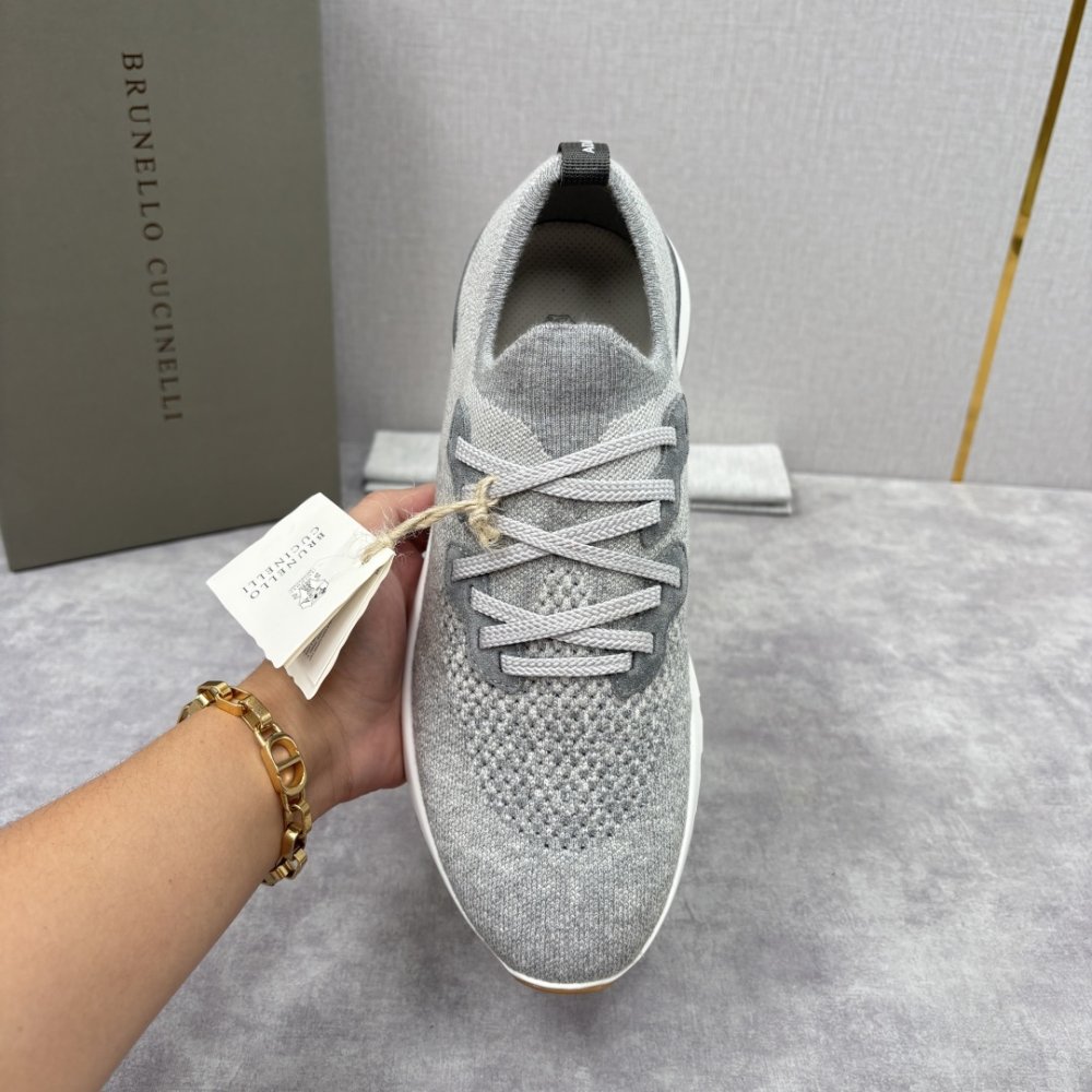 Кросівки чоловічі фото 8