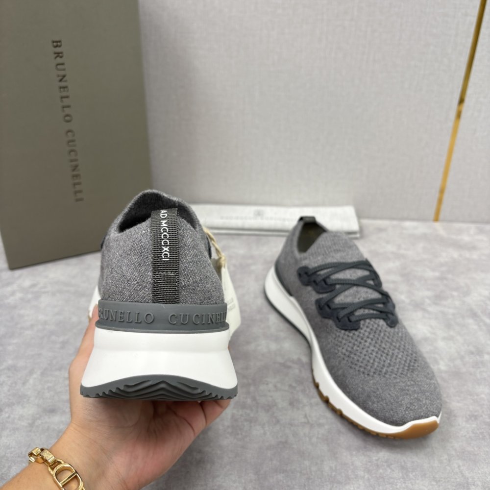 Кросівки чоловічі фото 8