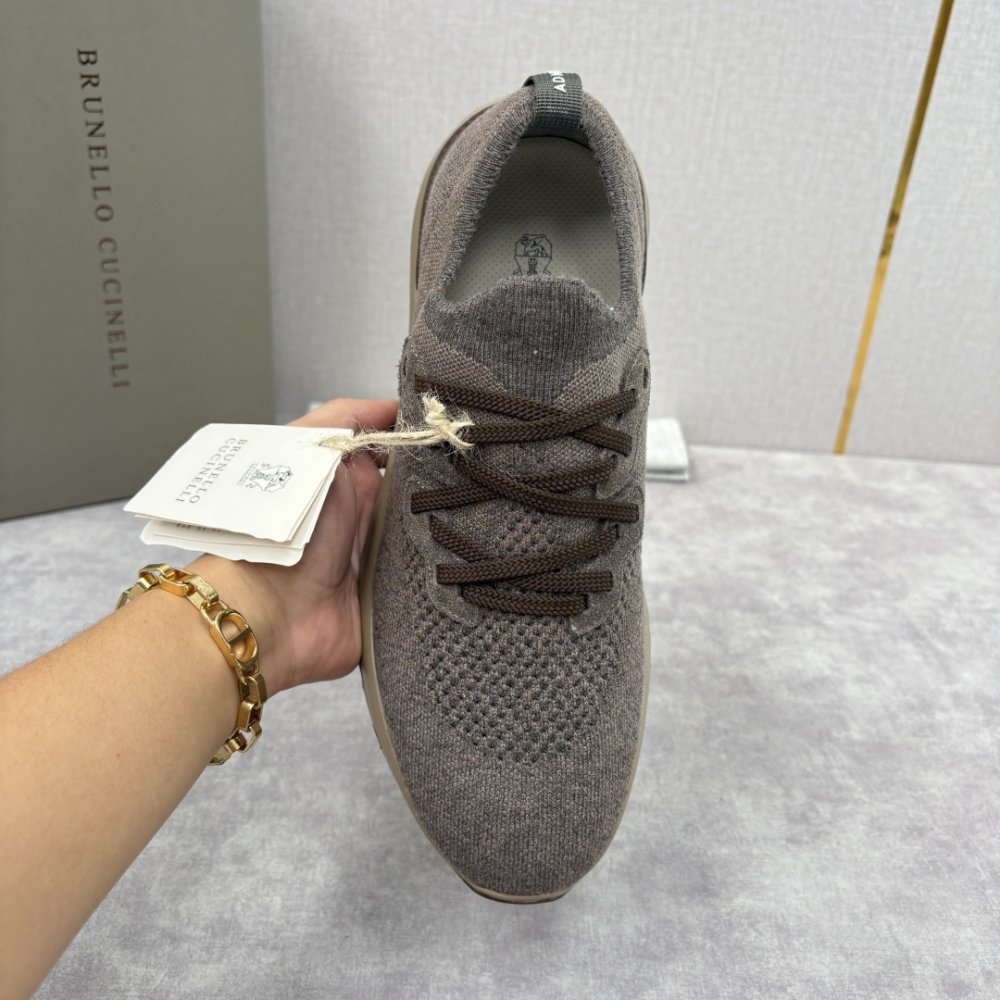 Кросівки чоловічі фото 8