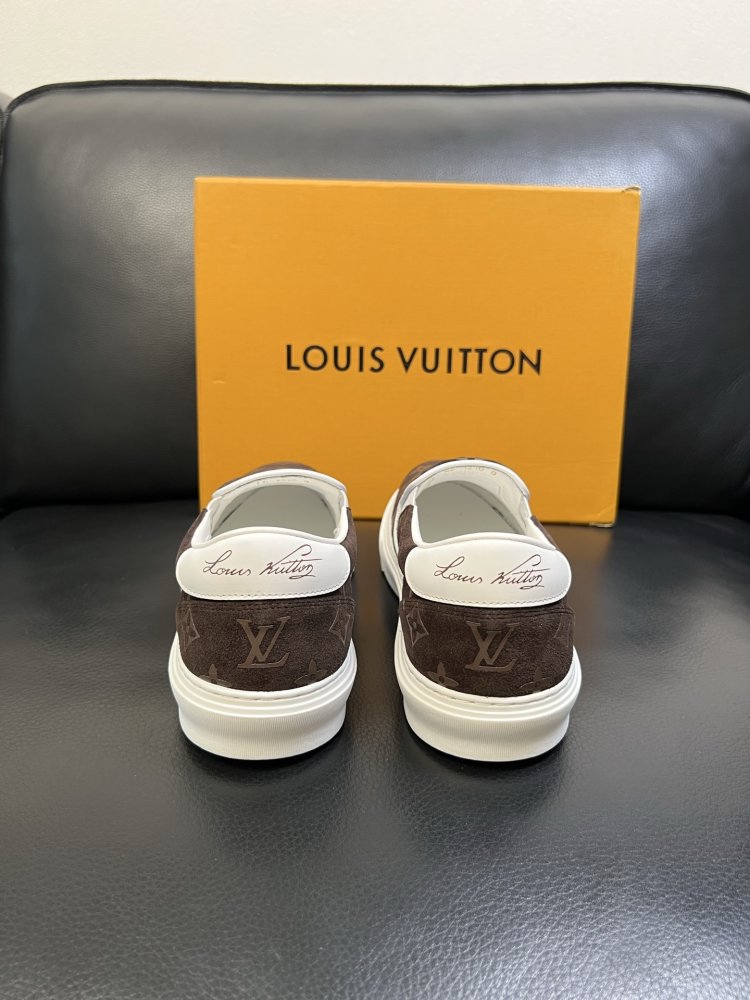 Кросівки чоловічі фото 8