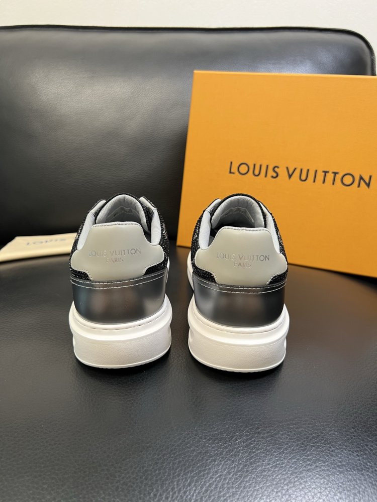 Кросівки чоловічі фото 8