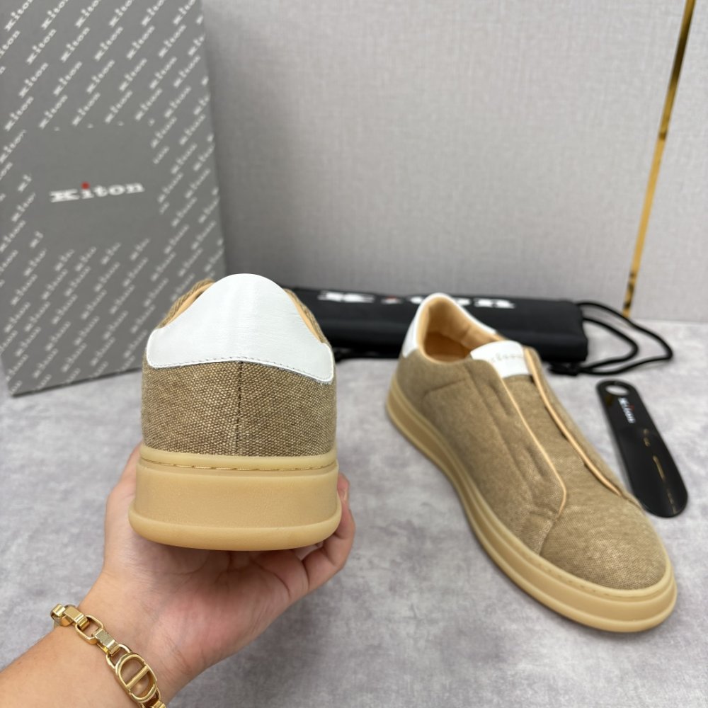 Кросівки чоловічі фото 8