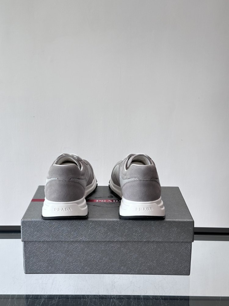 Кросівки чоловічі фото 8