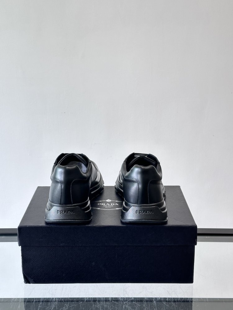 Кросівки чоловічі фото 8