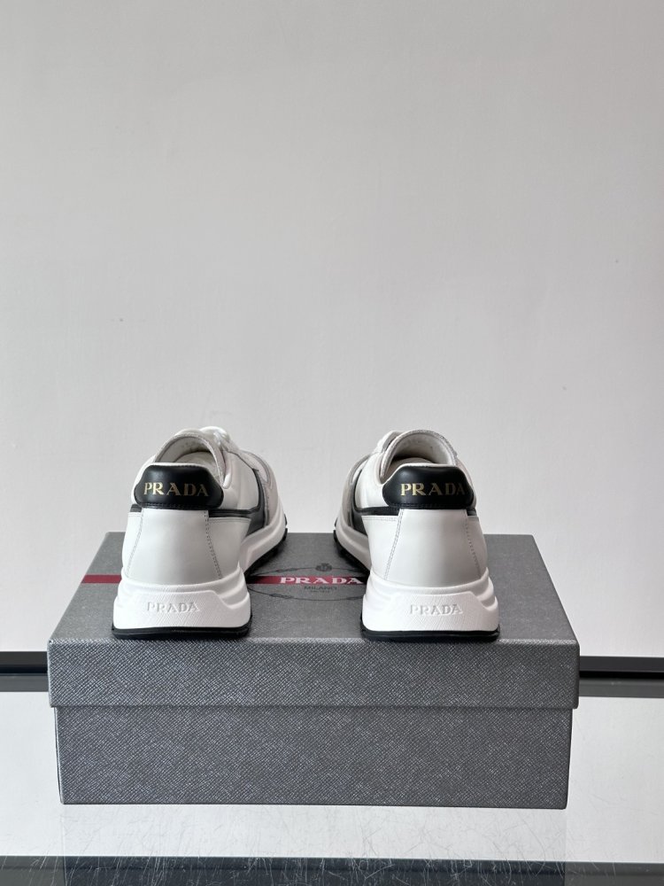 Кросівки чоловічі фото 8