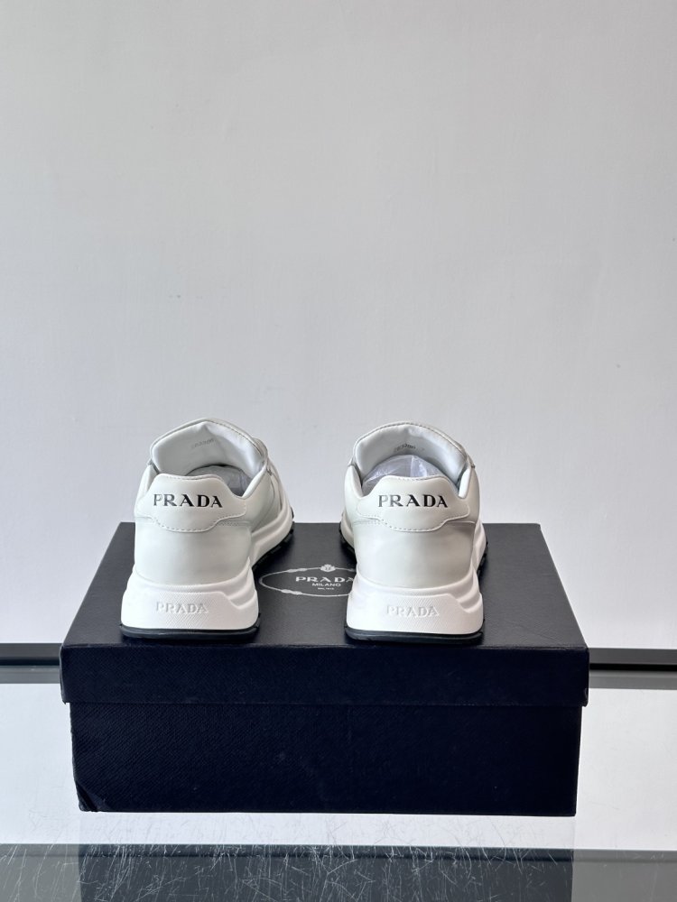 Кросівки чоловічі фото 8