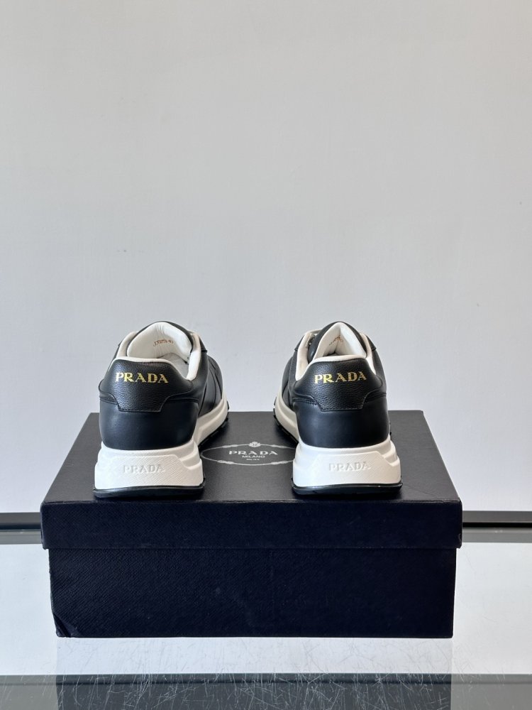 Кросівки чоловічі фото 8