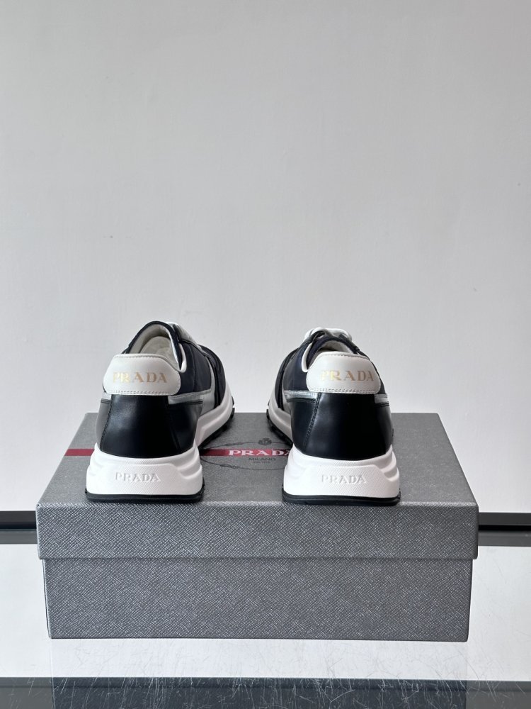 Кросівки чоловічі фото 8