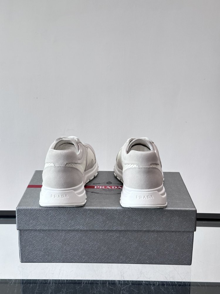 Кросівки чоловічі фото 8