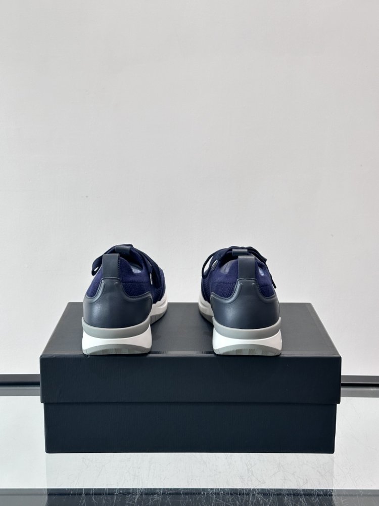 Кросівки чоловічі фото 8