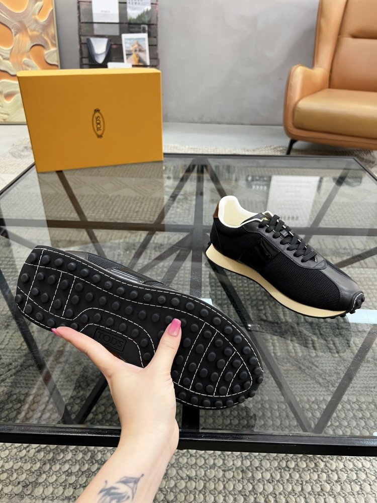 Кросівки чоловічі фото 9