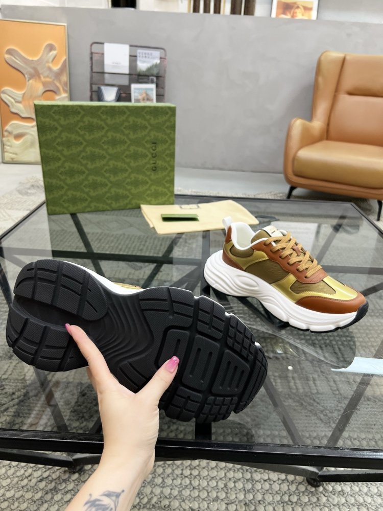 Кросівки чоловічі фото 9